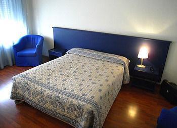 Pola 4* Mailand