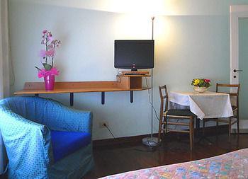 Aparthotel Pola Mailand